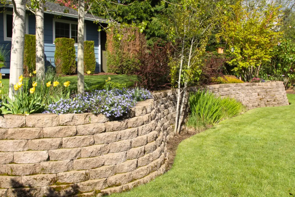 Retaining Wall Contractor Thorn Hill TN